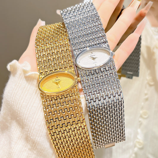 Vintage Quartz Watch For Women Stylish And Trendy