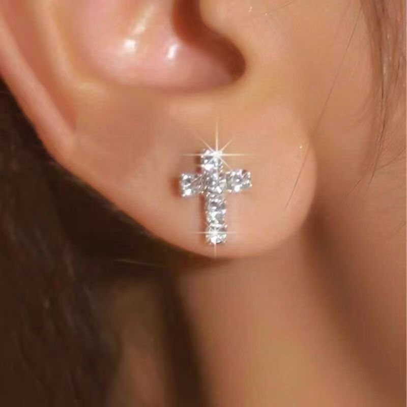 1pair Silver Full Diamond Cross Stud Earrings, Flat Back Piercing Tragus Cartilage Earrings, Luxury Cross Paved Cuff Earrings