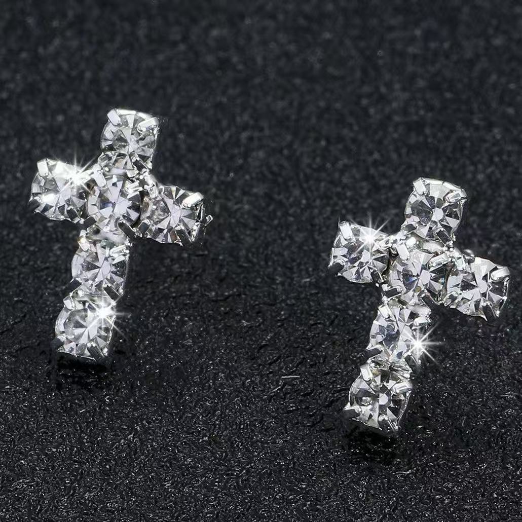1pair Silver Full Diamond Cross Stud Earrings, Flat Back Piercing Tragus Cartilage Earrings, Luxury Cross Paved Cuff Earrings